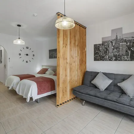 Parque Carolina 207 * طوستا ديل سيلونثيو