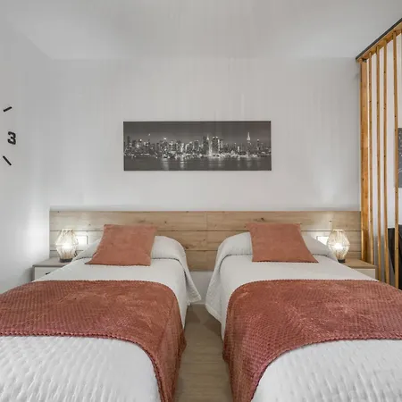 Parque Carolina 207 * Costa Del Silencio