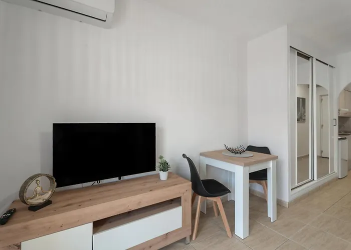 Parque Carolina 207 *